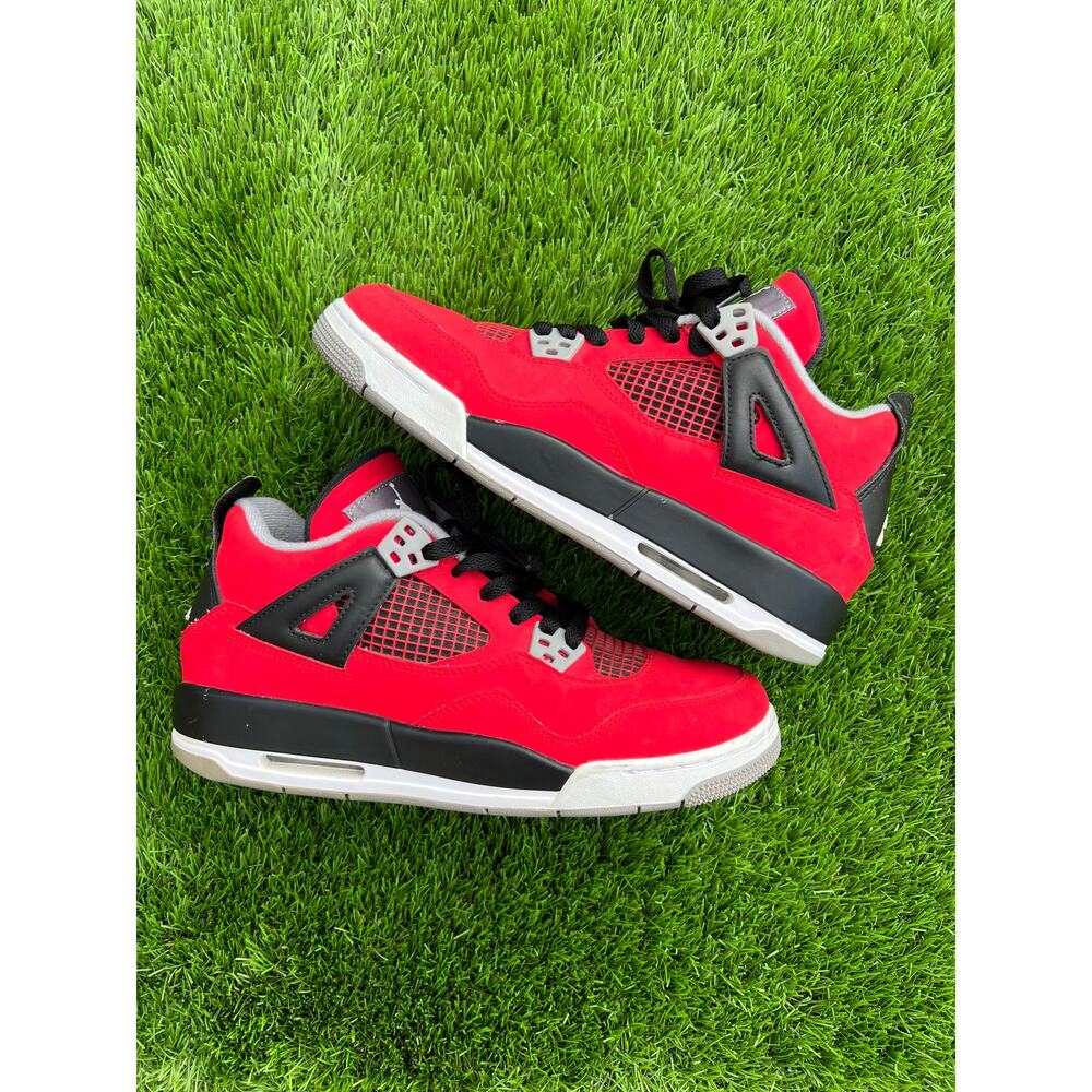 Air Jordan Retro 4 Toro Bravo - 7y